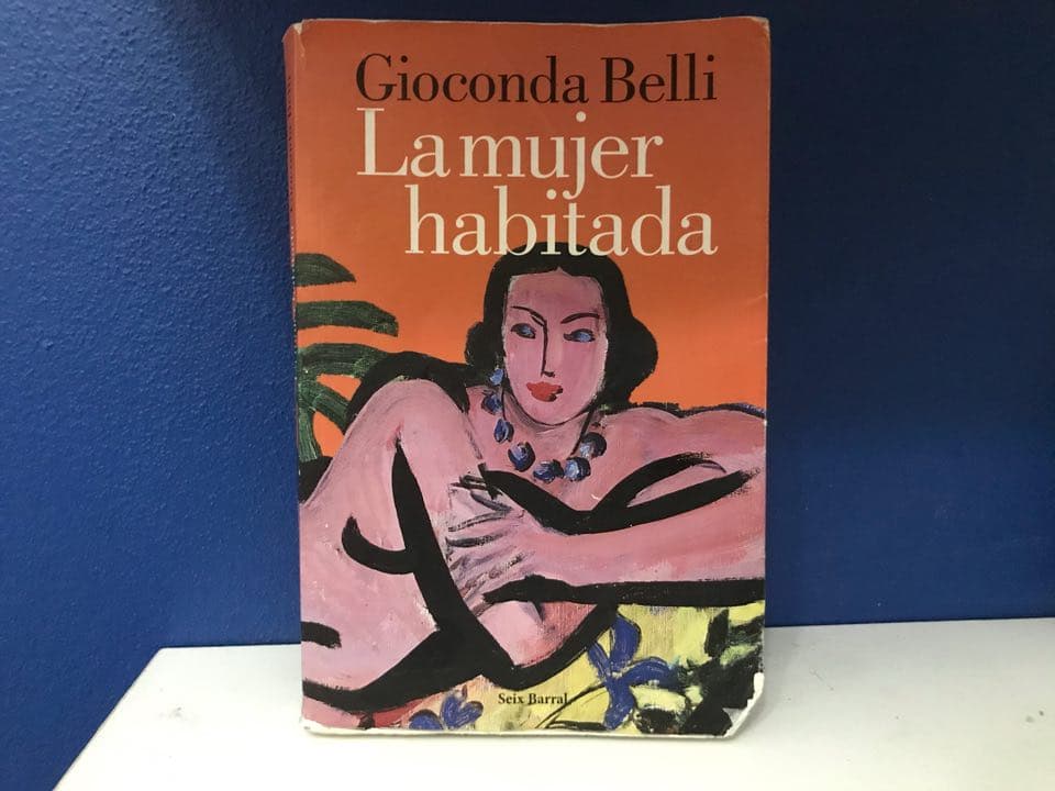 La mujer habitada