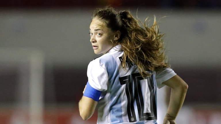 Afuera de la cancha por reivindicar derechos