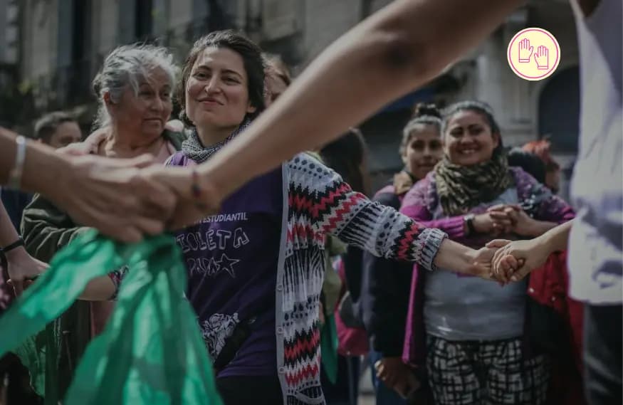 "Esta vez hay que ir": el cuidado en el centro de la escena del 8M