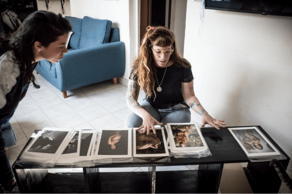 "Lo que puede un cuerpo": un ensayo fotográfico sobre los abusos en la Fundación Felices Los Niños