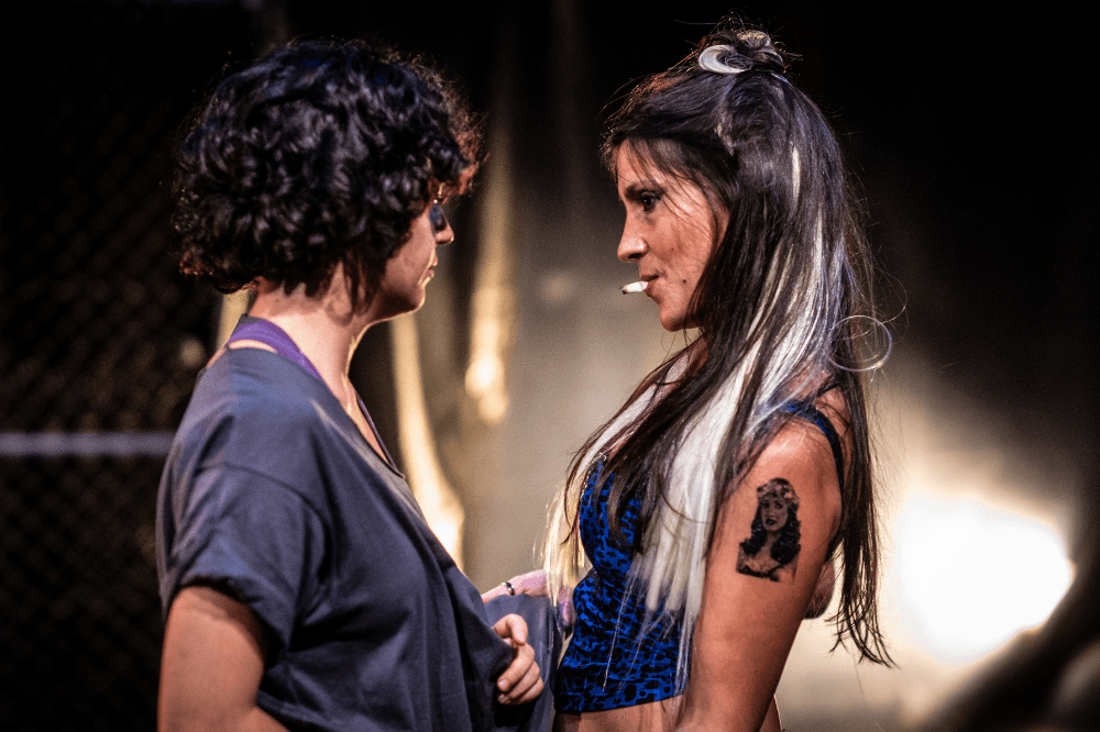 Bailan las almas en llantas: de cumbias y lecturas shakesperianas