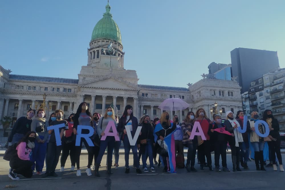 El gobierno nacional despidió a más de 90 personas trans de la administración pública
