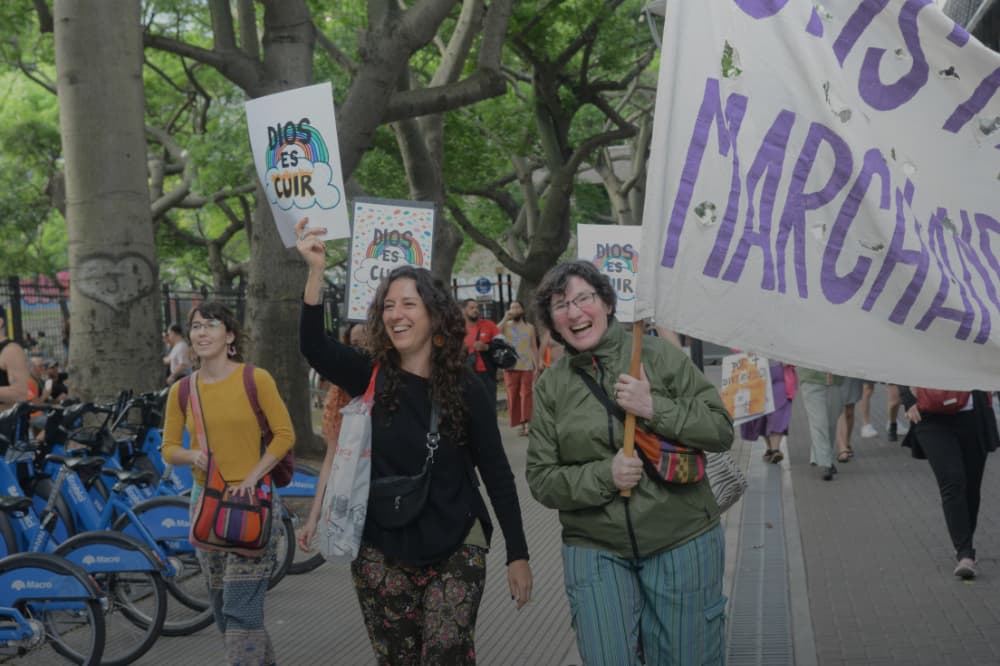 "Este no es mi Dios": feministas por una fe sin violencias