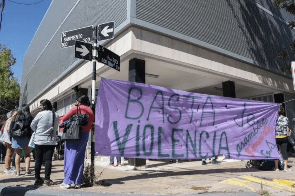 El juez Jorge Benatti vulnera los derechos de las infancias